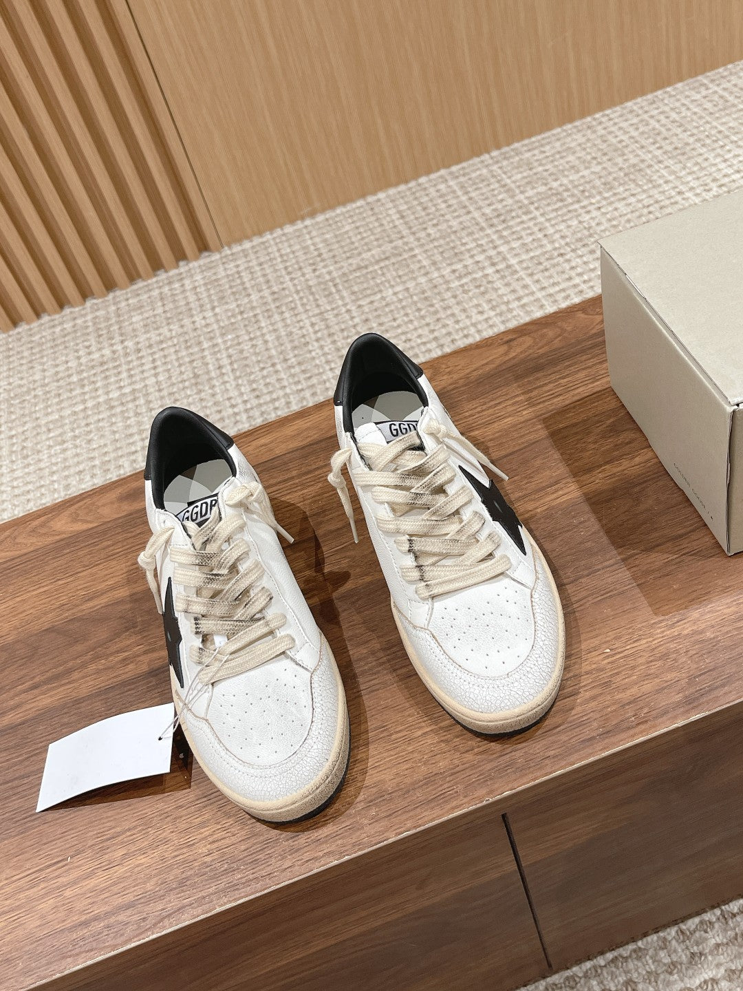 LuxluxHouse Best Quality Shoes Golden Goose