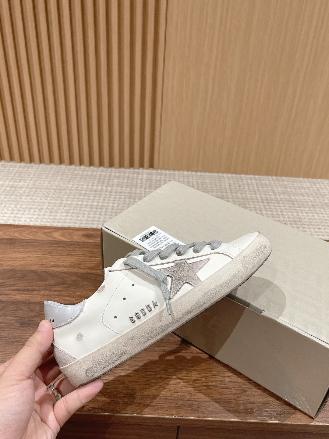 LuxluxHouse Best Quality Shoes Golden Goose