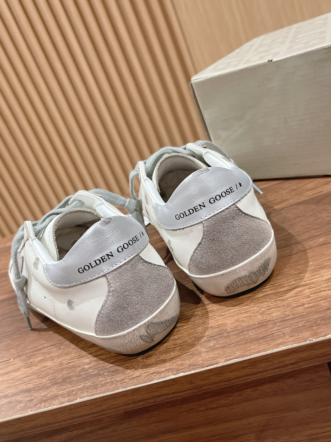 LuxluxHouse Best Quality Shoes Golden Goose