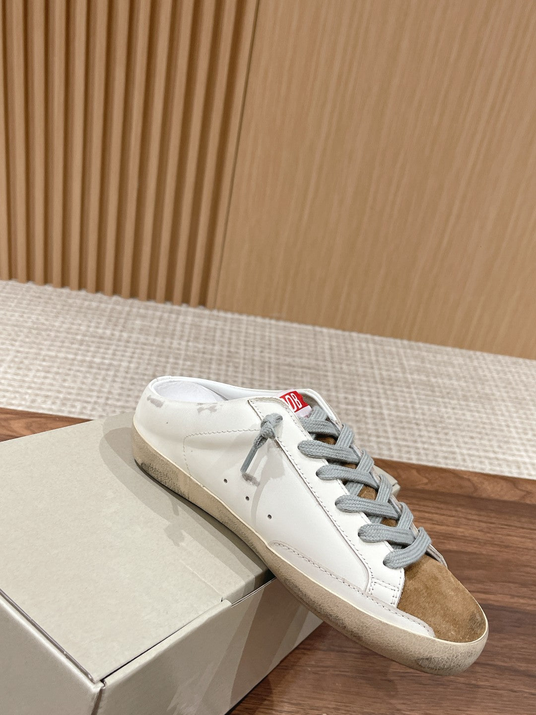LuxluxHouse Best Quality Shoes Golden Goose