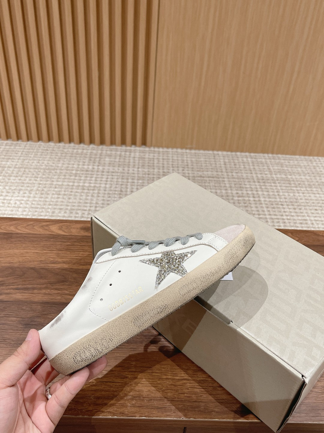 LuxluxHouse Best Quality Shoes Golden Goose