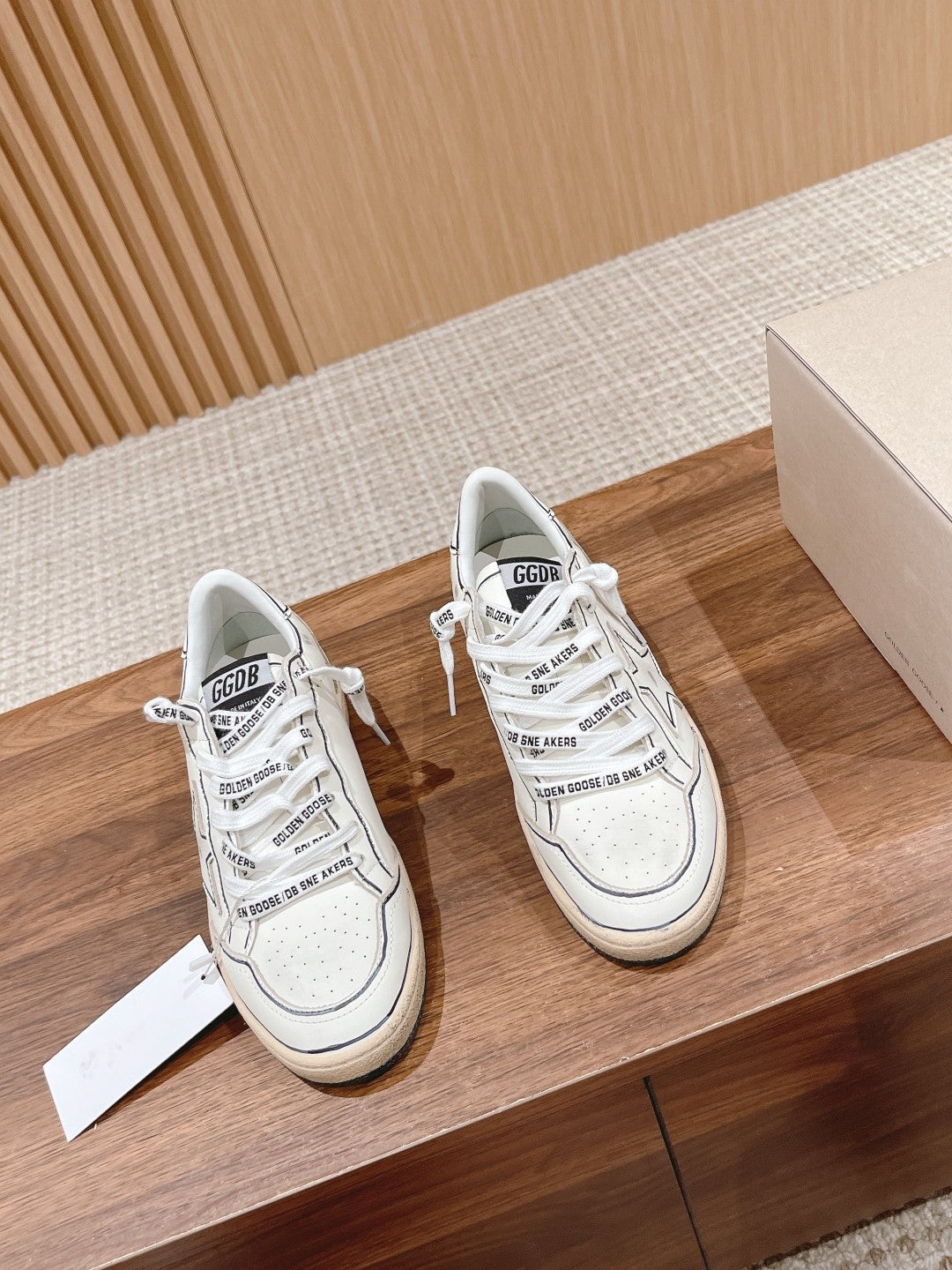 LuxluxHouse Best Quality Shoes Golden Goose
