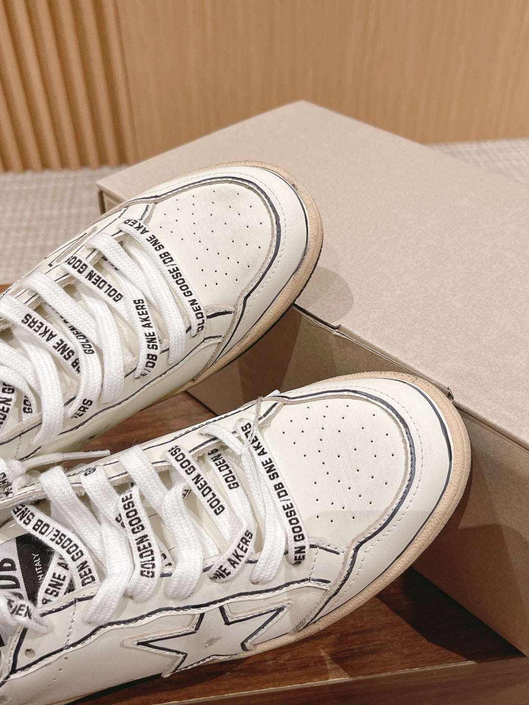 LuxluxHouse Best Quality Shoes Golden Goose