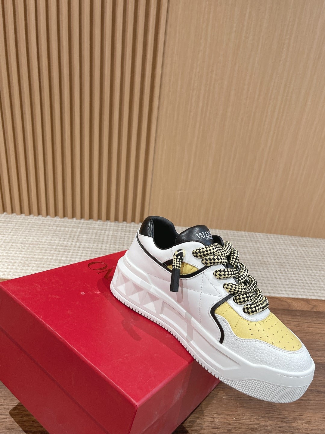 LuxluxHouse Best Quality Valentino Women Shoes