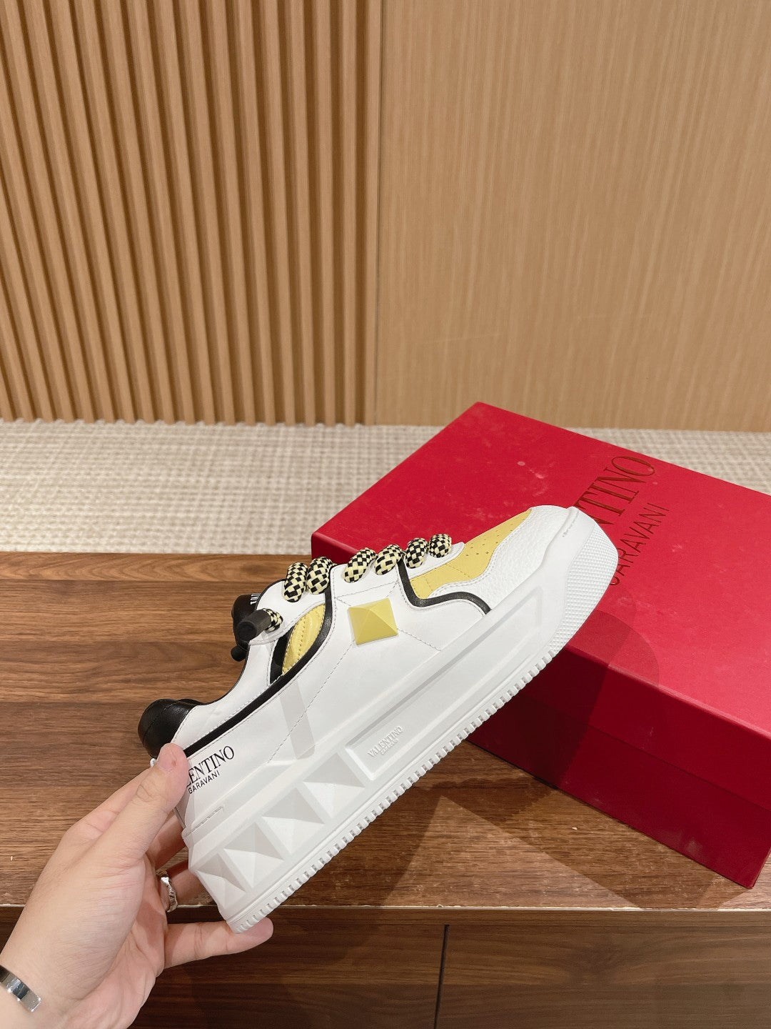 LuxluxHouse Best Quality Valentino Women Shoes
