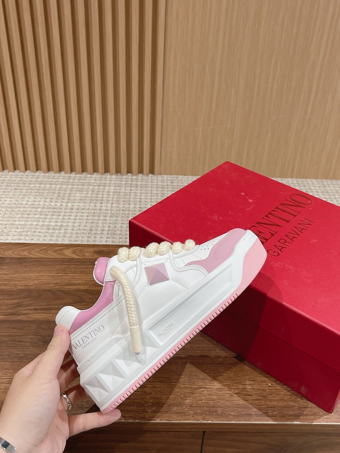 LuxluxHouse Best Quality Valentino Women Shoes