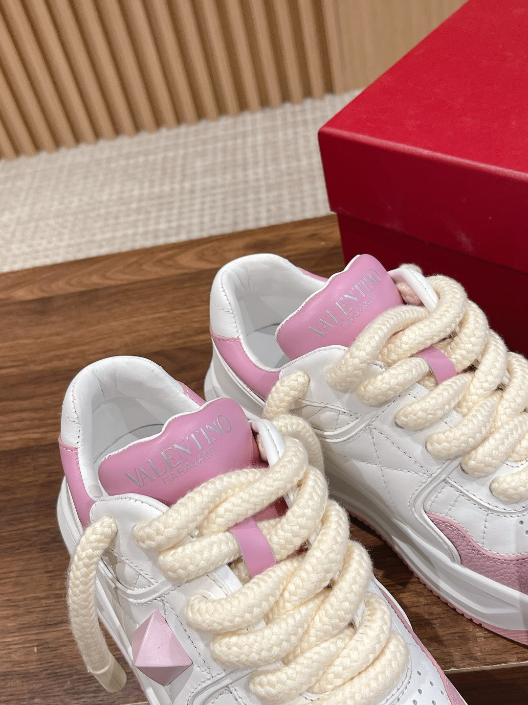 LuxluxHouse Best Quality Valentino Women Shoes
