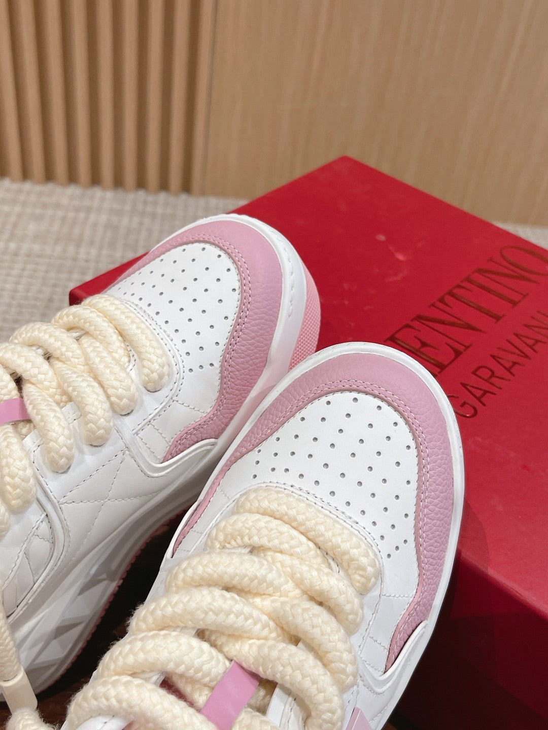 LuxluxHouse Best Quality Valentino Women Shoes