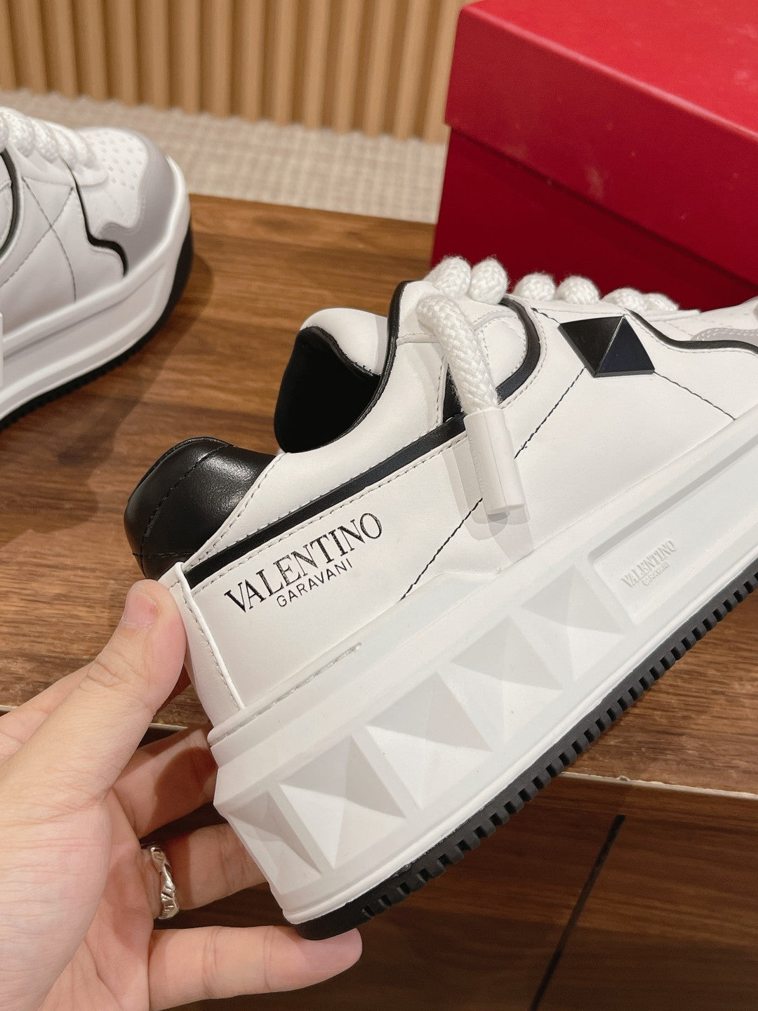 LuxluxHouse Best Quality Valentino Women Shoes
