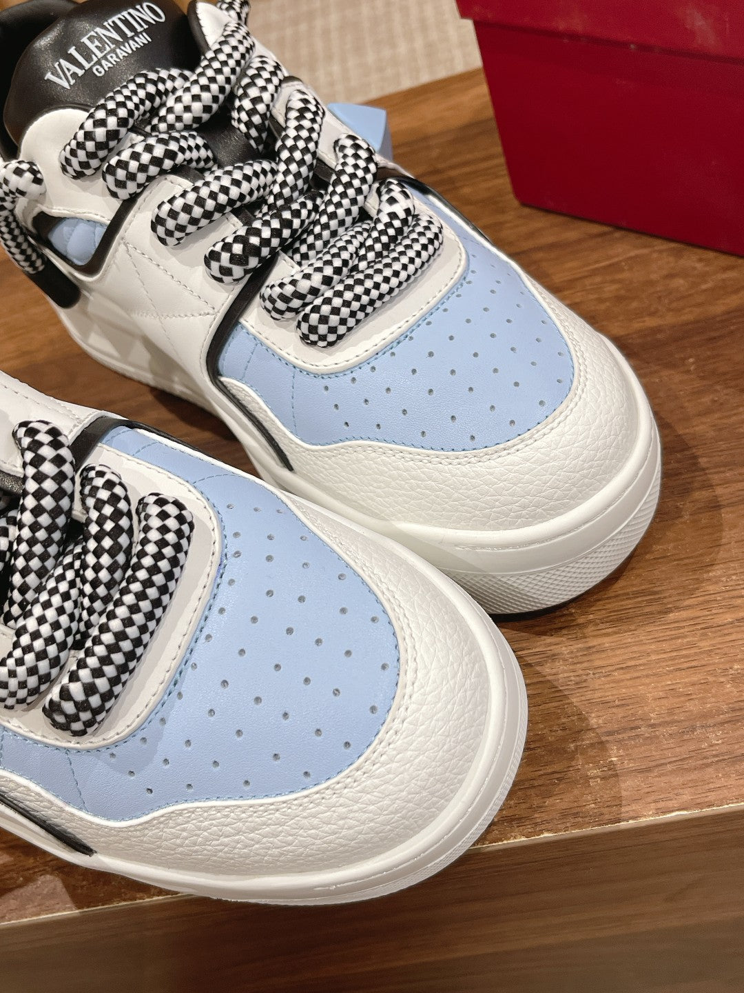 LuxluxHouse Best Quality Valentino Women Shoes