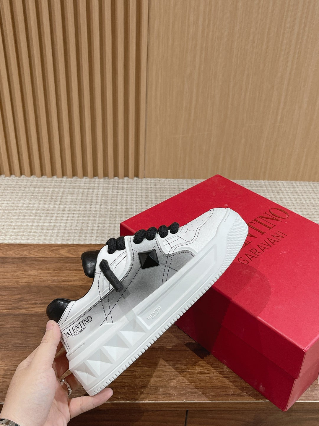 LuxluxHouse Best Quality Valentino Women Shoes