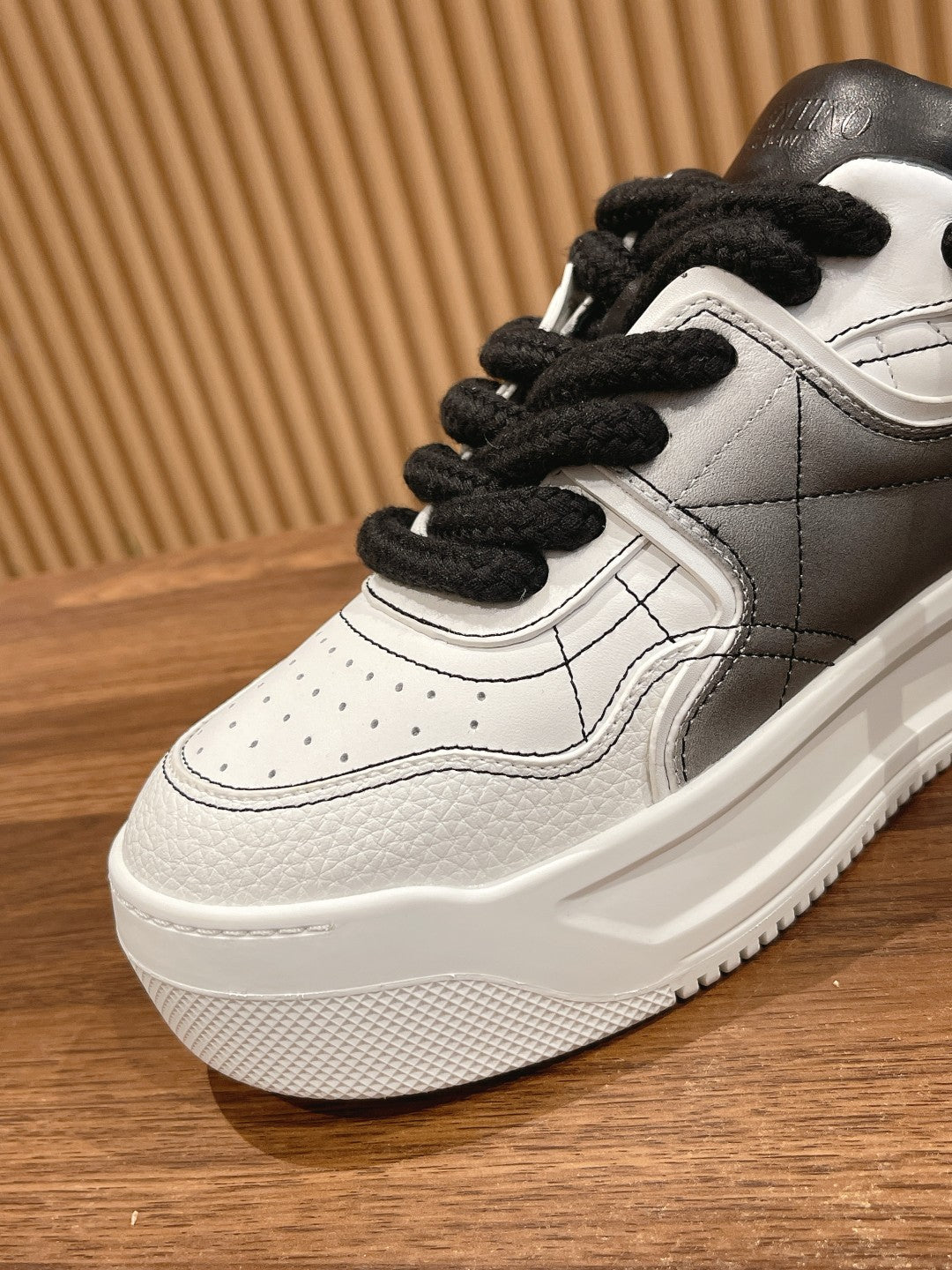 LuxluxHouse Best Quality Valentino Women Shoes