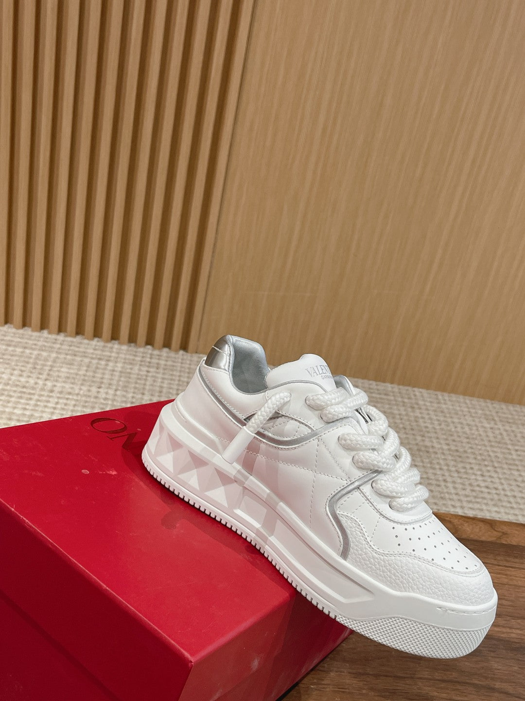 LuxluxHouse Best Quality Valentino Women Shoes