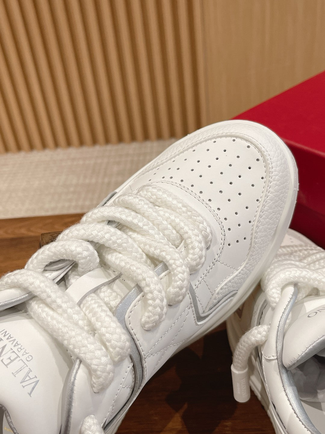 LuxluxHouse Best Quality Valentino Women Shoes