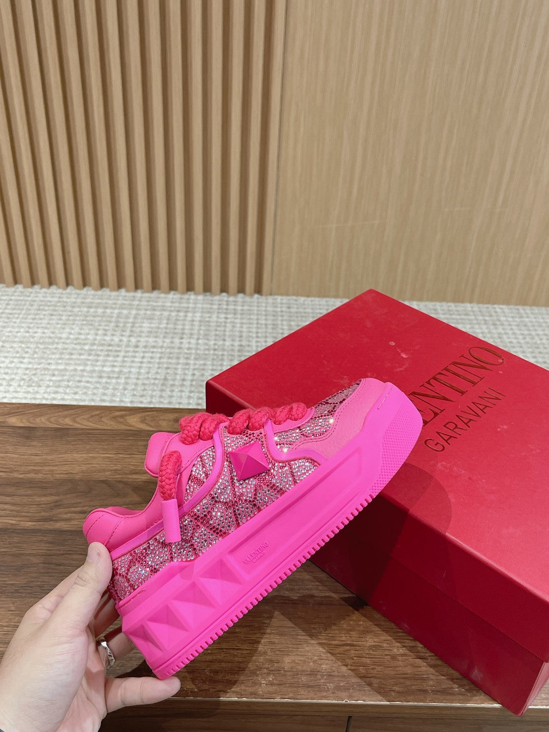 LuxluxHouse Best Quality Valentino Women Shoes