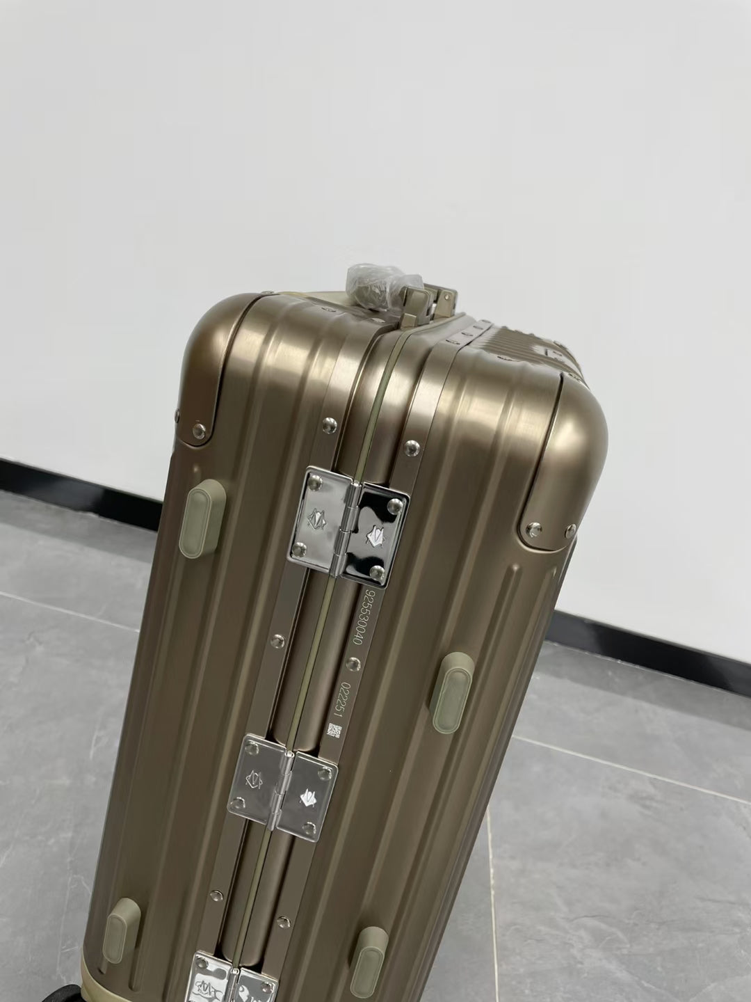 LuxluxHouse Best Quality Bags Luggage