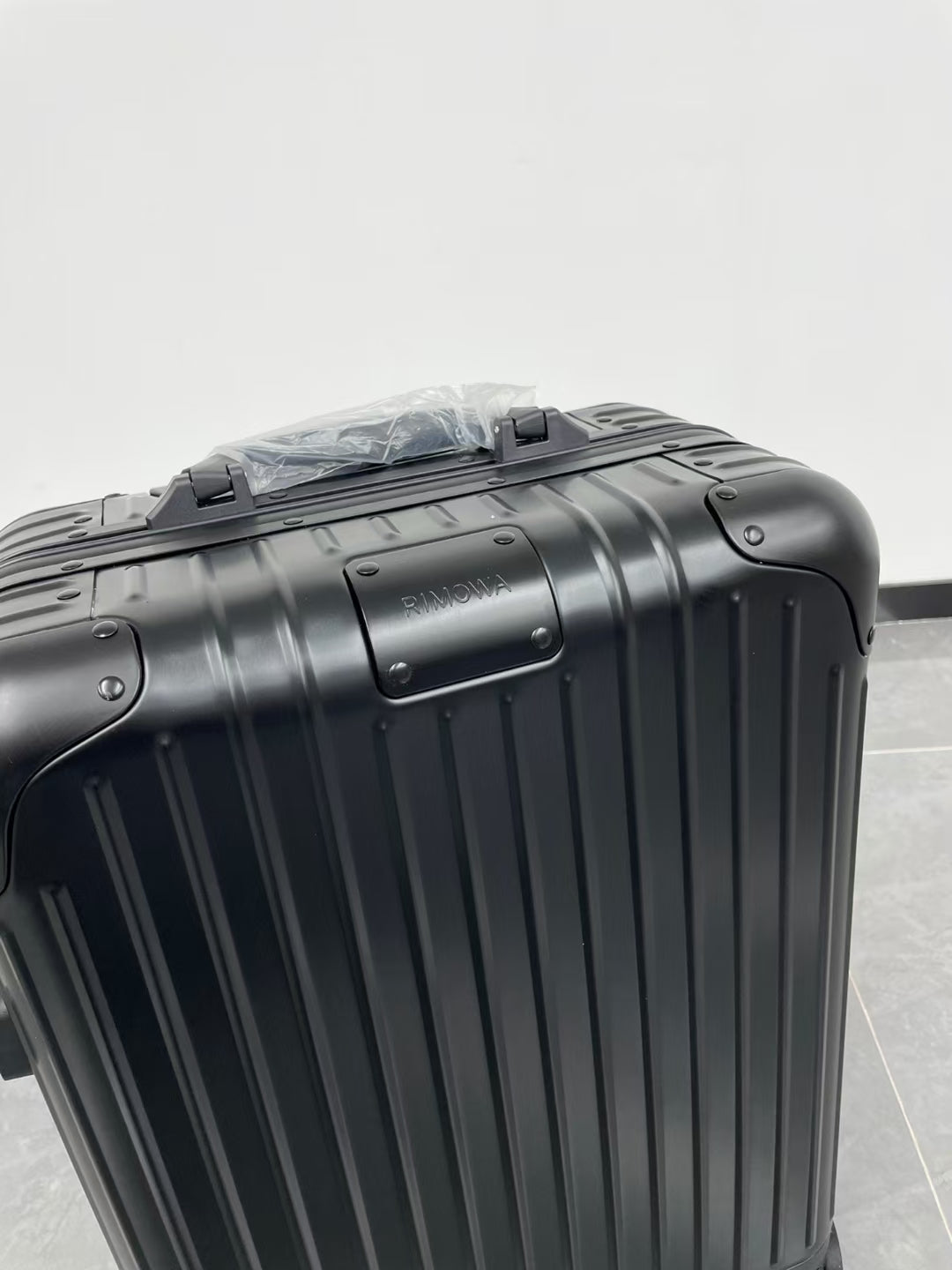 LuxluxHouse Best Quality Bags Luggage