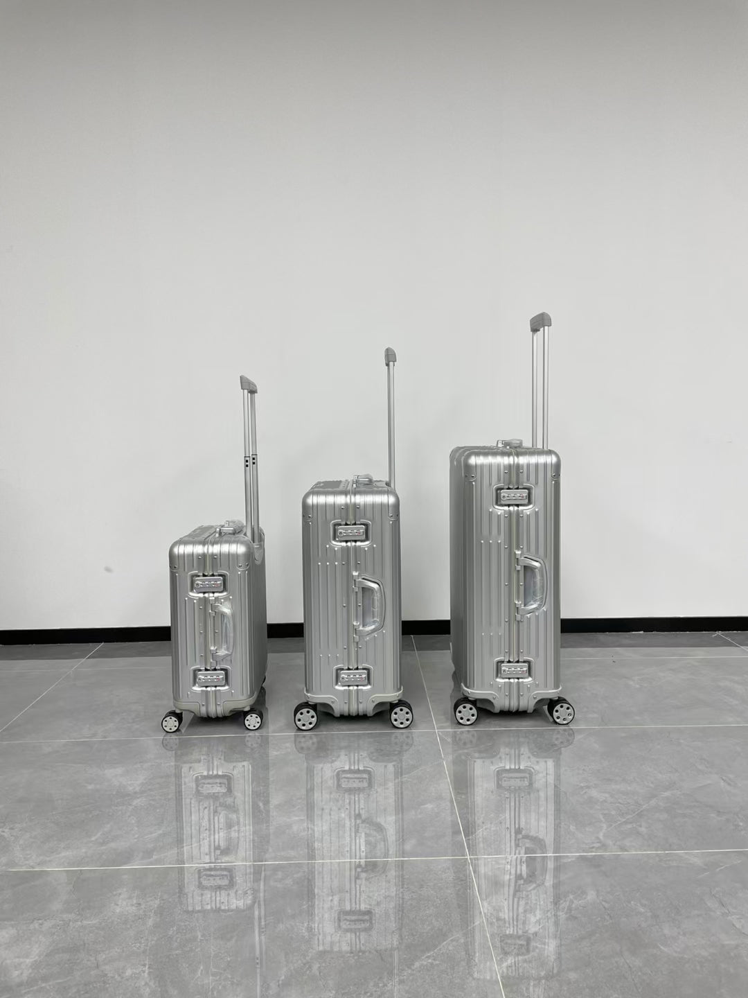 LuxluxHouse Best Quality Bags Luggage