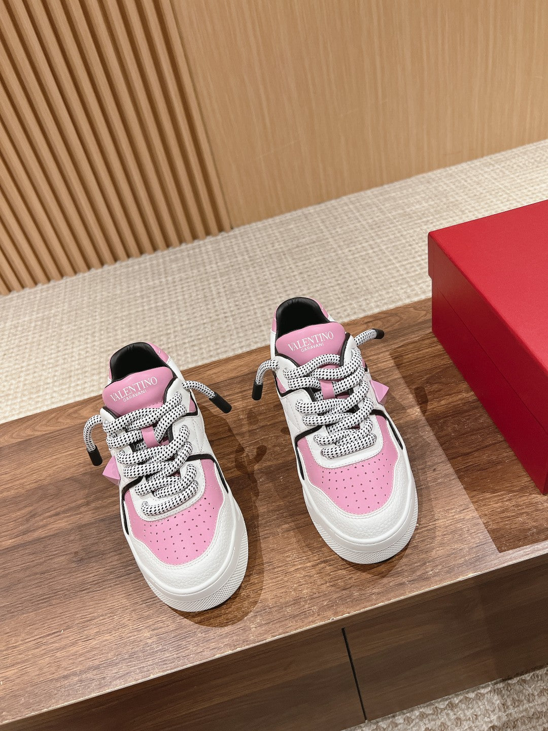 LuxluxHouse Best Quality Valentino Women Shoes