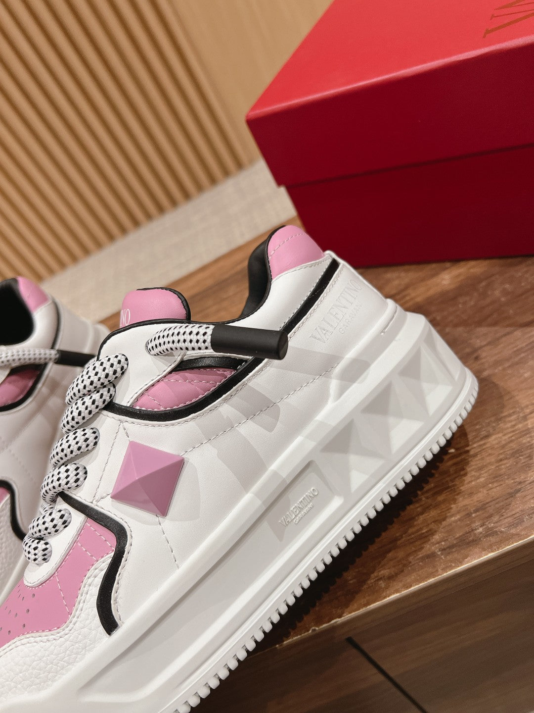 LuxluxHouse Best Quality Valentino Women Shoes