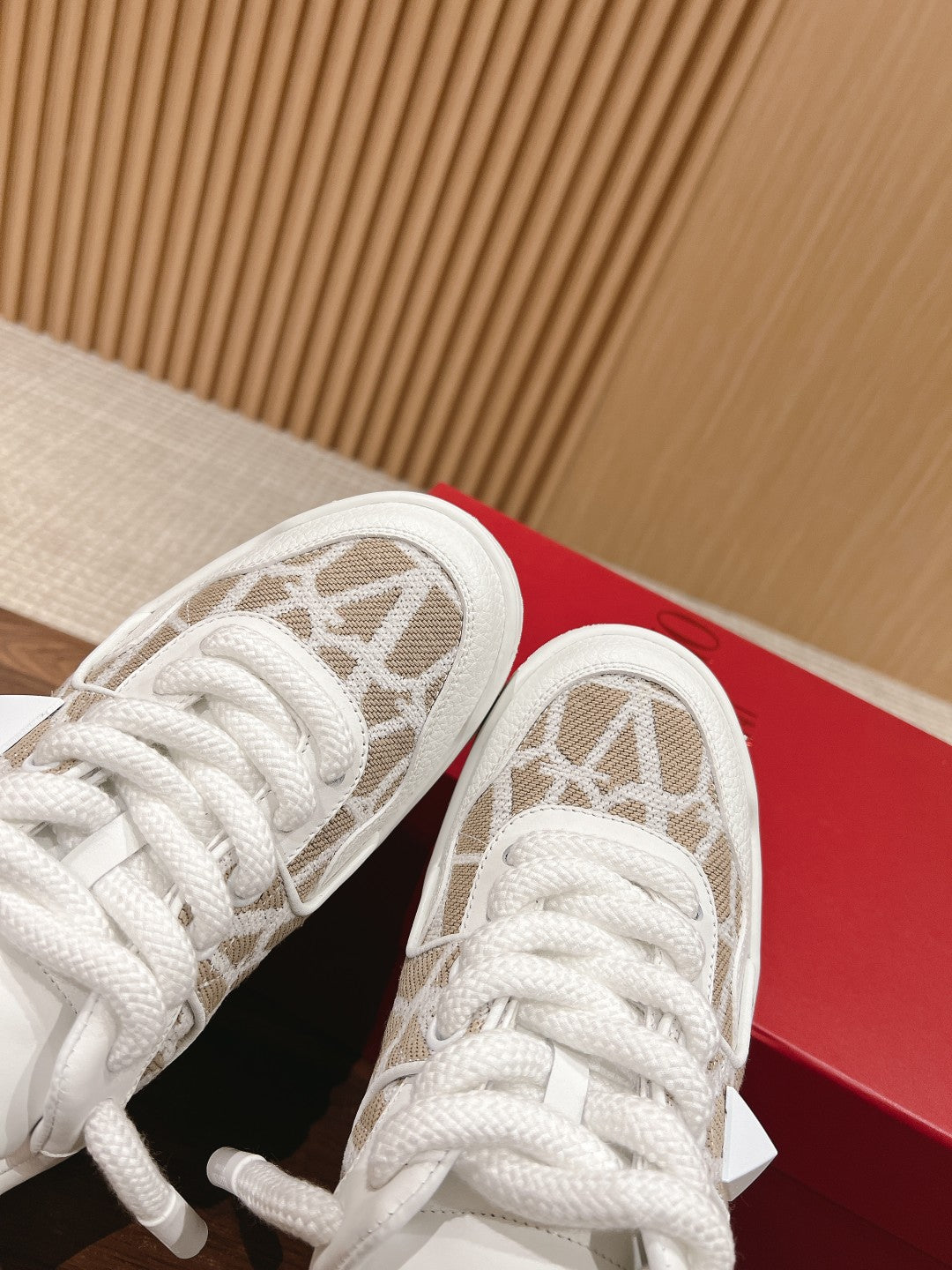 LuxluxHouse Best Quality Valentino Women Shoes