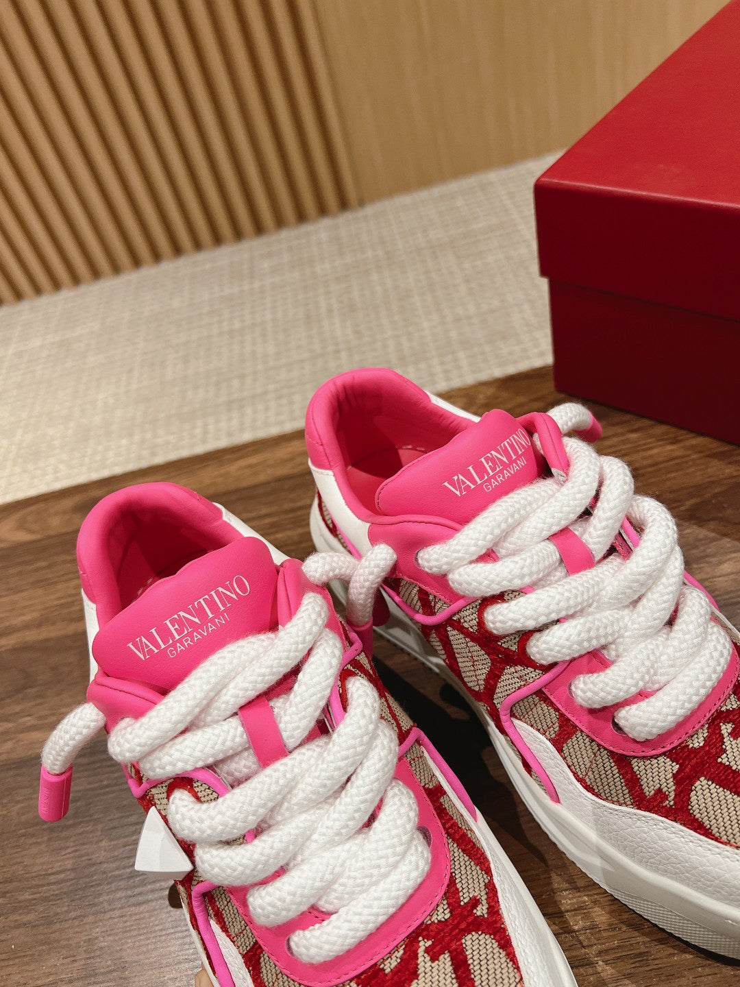 LuxluxHouse Best Quality Valentino Women Shoes