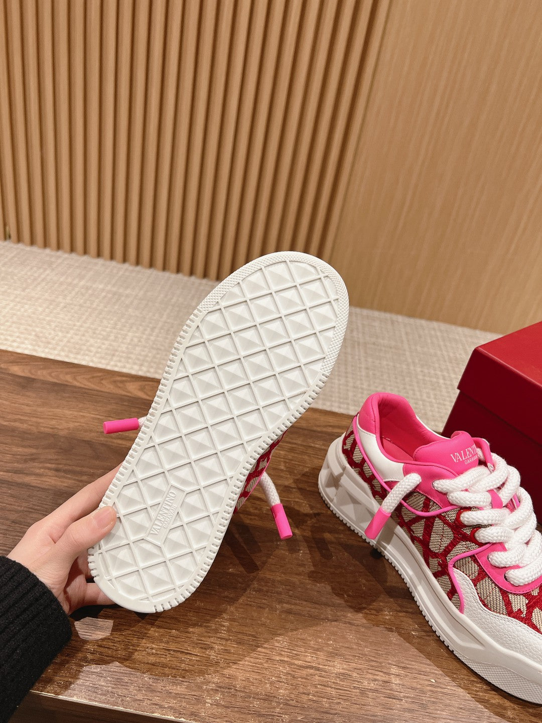 LuxluxHouse Best Quality Valentino Women Shoes