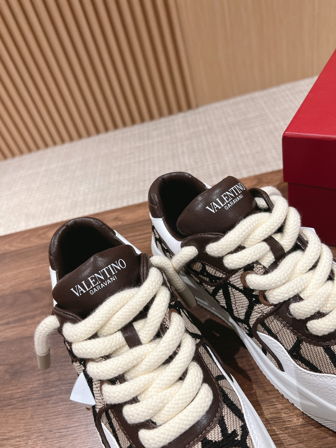 LuxluxHouse Best Quality Valentino Women Shoes