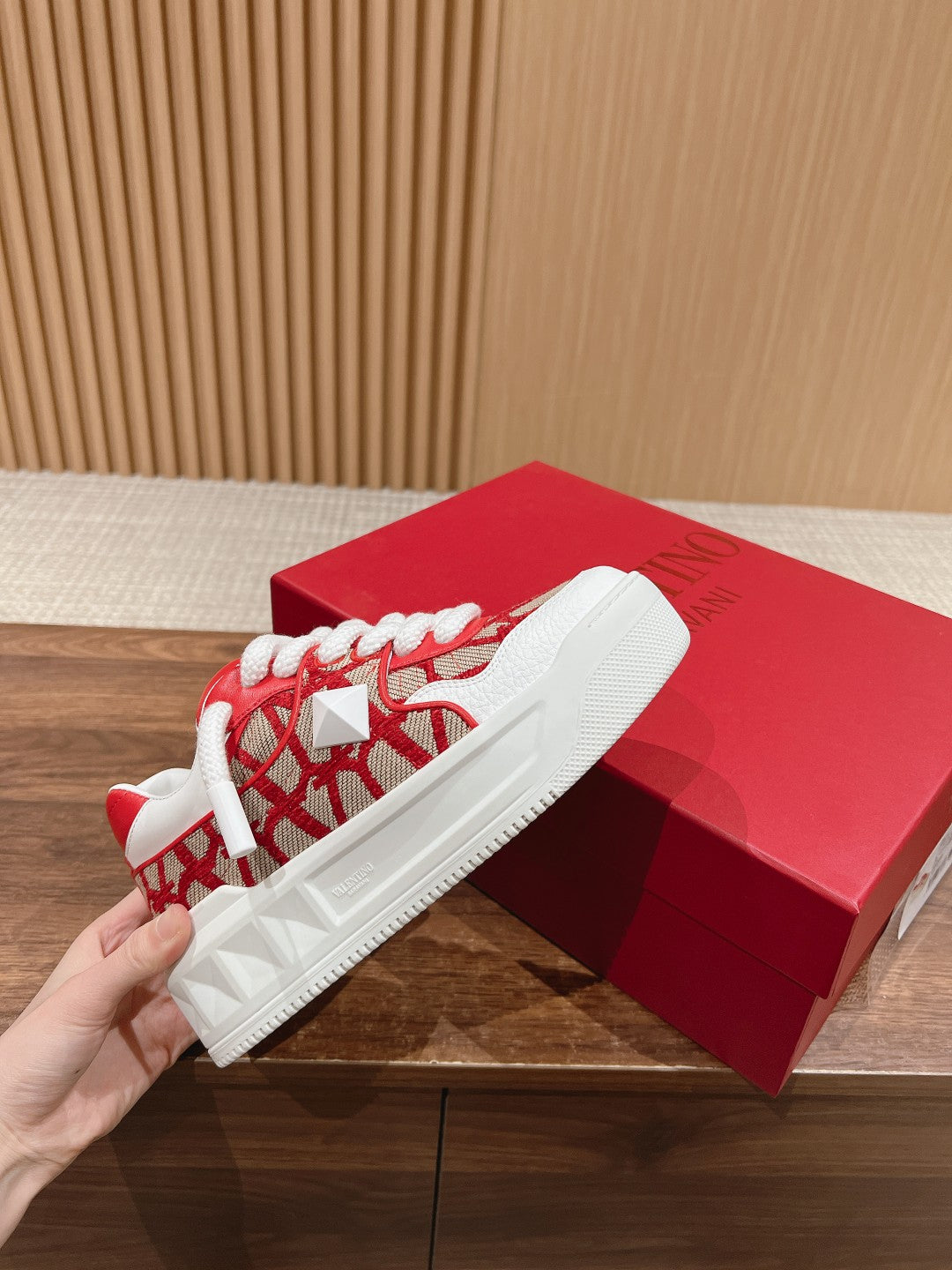 LuxluxHouse Best Quality Valentino Women Shoes