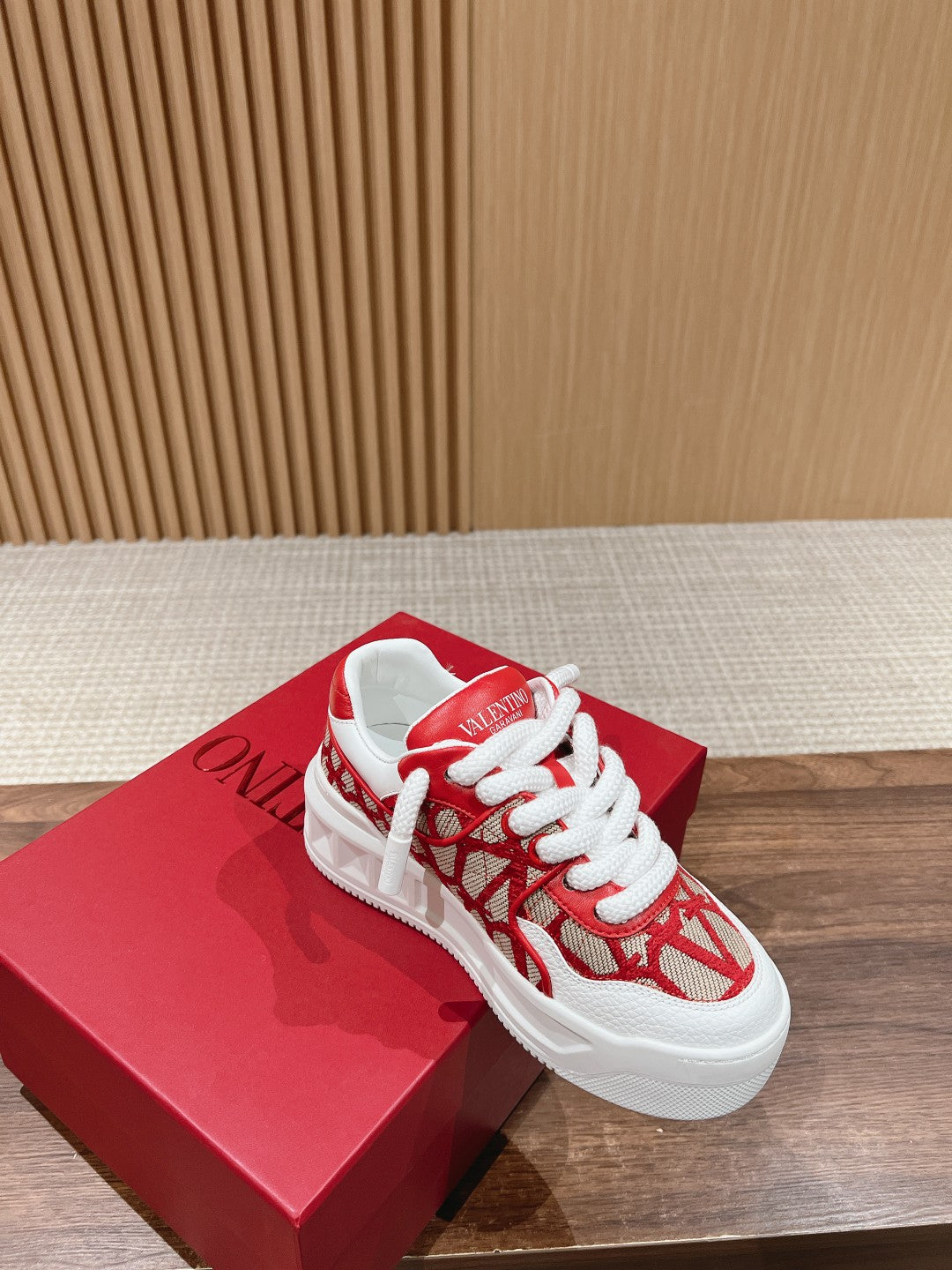 LuxluxHouse Best Quality Valentino Women Shoes