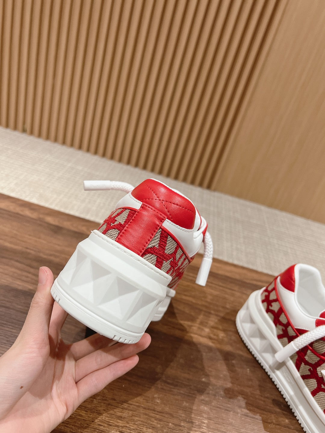 LuxluxHouse Best Quality Valentino Women Shoes