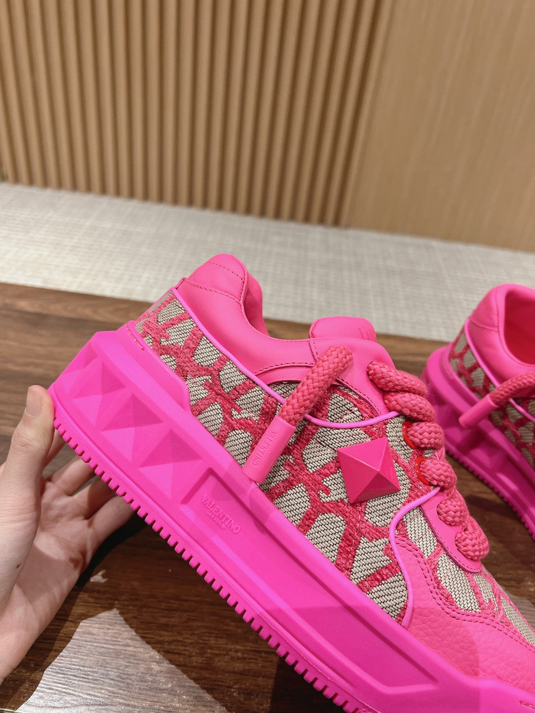 LuxluxHouse Best Quality Valentino Women Shoes