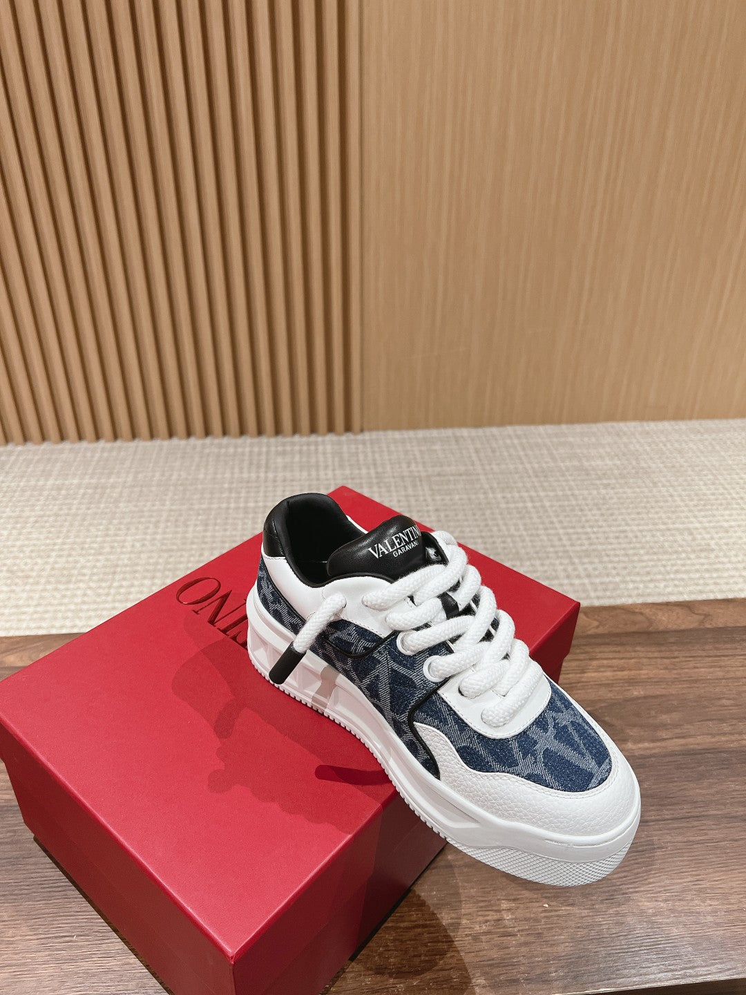 LuxluxHouse Best Quality Valentino Women Shoes