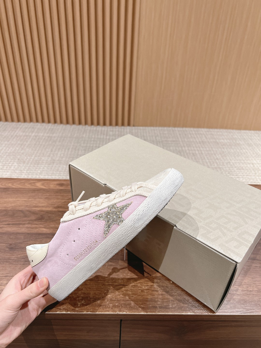 LuxluxHouse Best Quality Shoes Golden Goose
