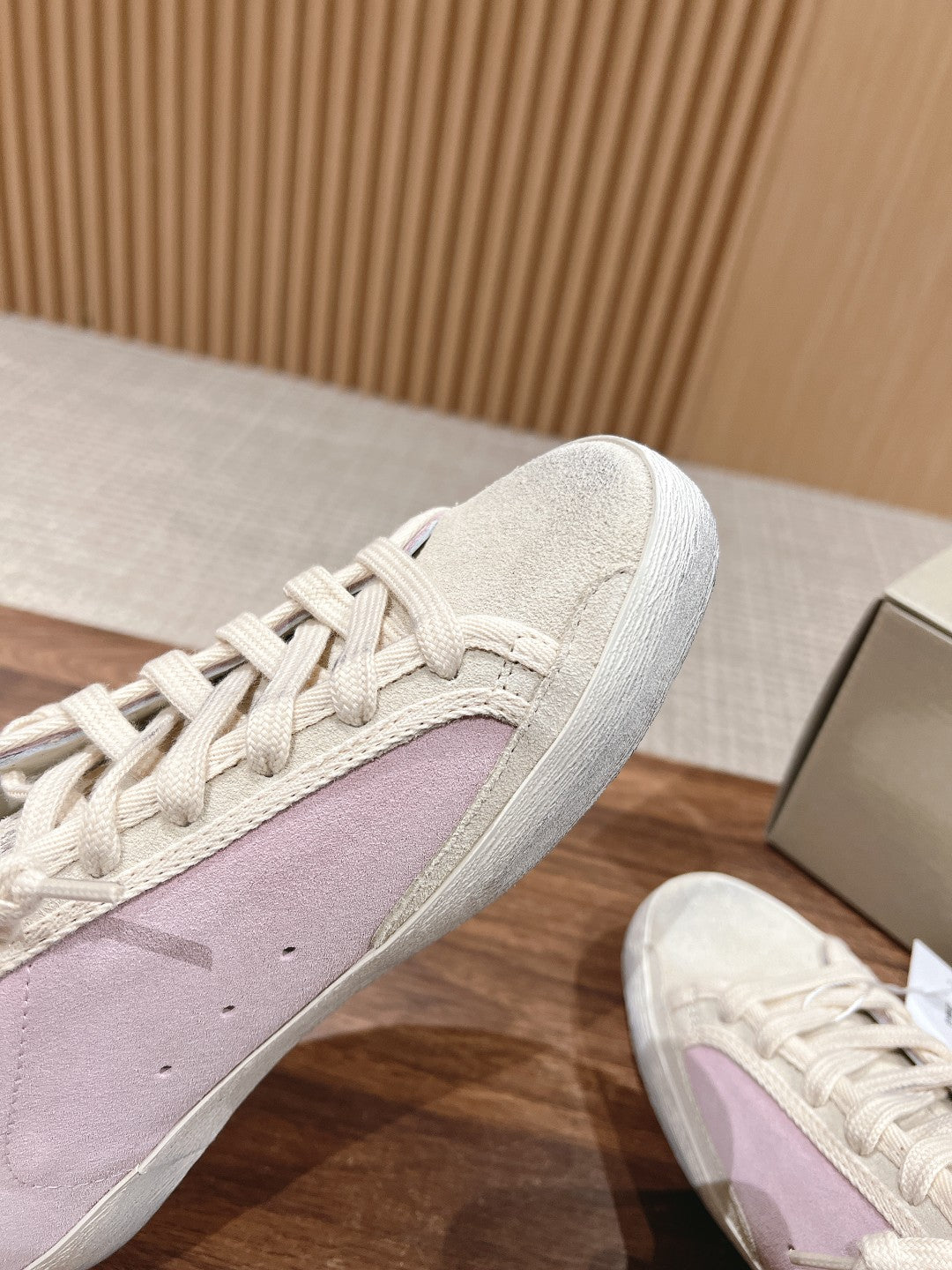 LuxluxHouse Best Quality Shoes Golden Goose