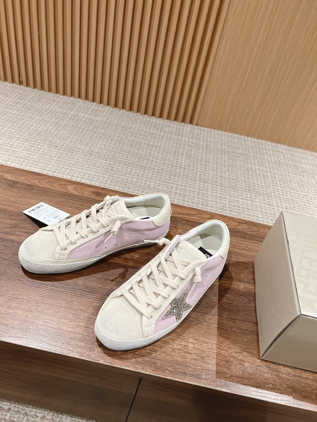 LuxluxHouse Best Quality Shoes Golden Goose