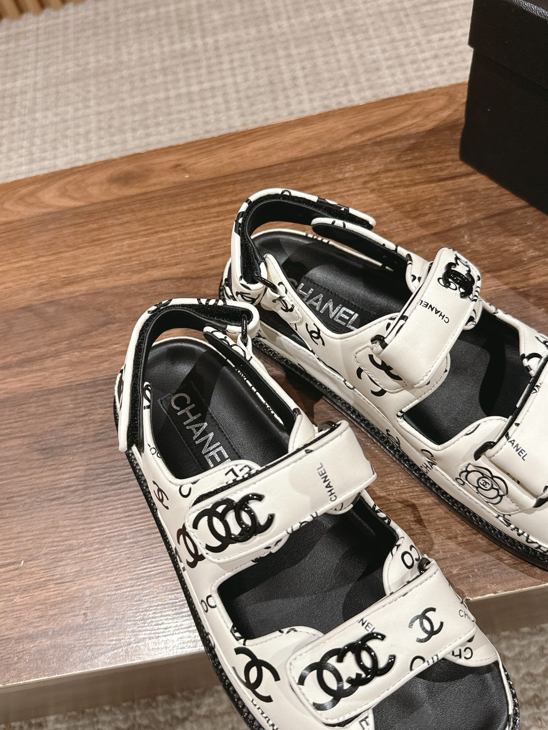 LuxluxHouse Best Quality Chanel Sandals