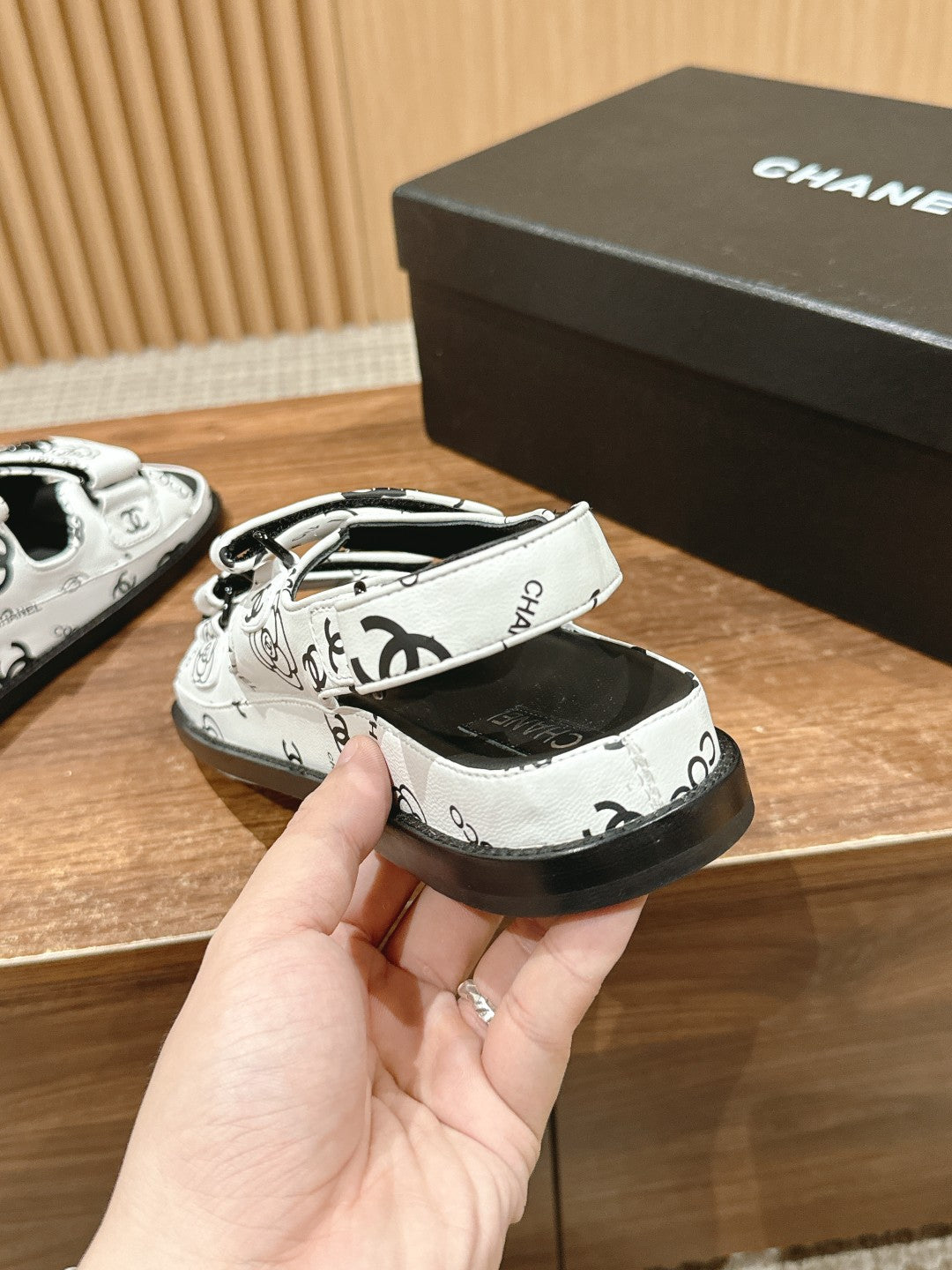 LuxluxHouse Best Quality Chanel Sandals