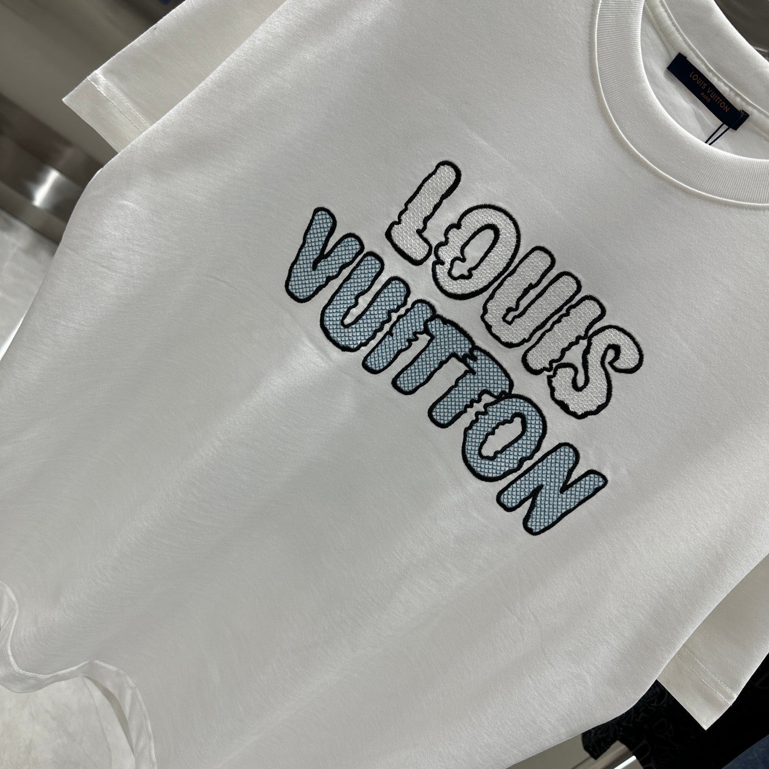 LuxluxHouse Best Quality Clothes T-shirt Louis Vuitton
