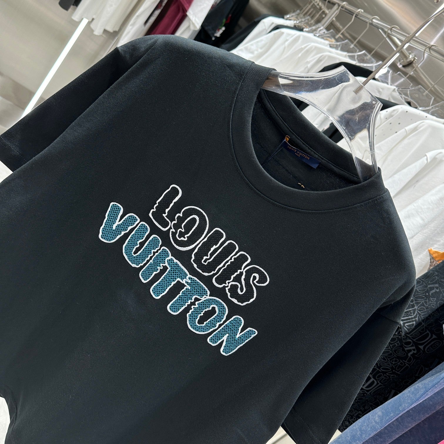 LuxluxHouse Best Quality Clothes T-shirt Louis Vuitton