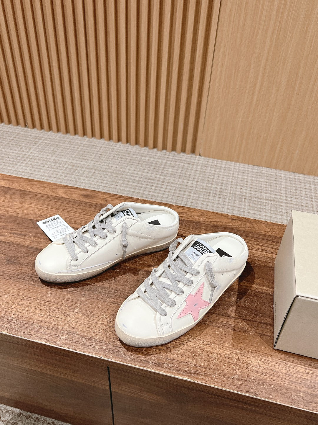 LuxluxHouse Best Quality Shoes Golden Goose
