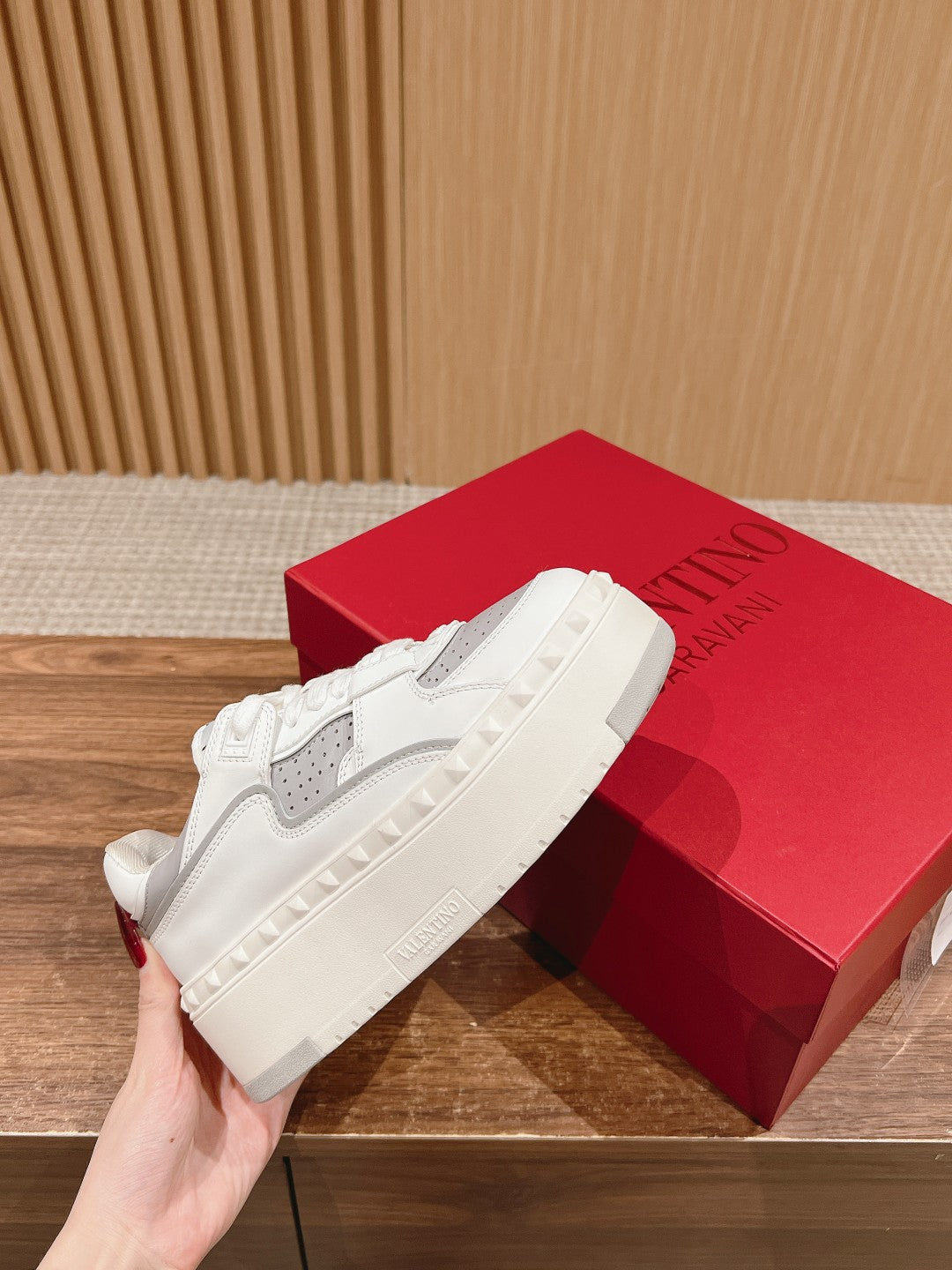 LuxluxHouse Best Quality Valentino Women Shoes