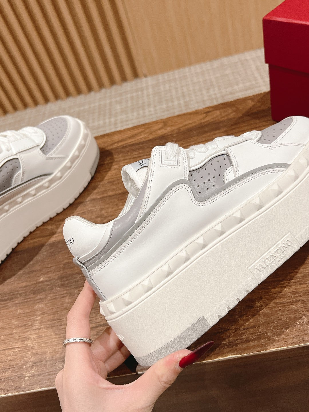 LuxluxHouse Best Quality Valentino Women Shoes