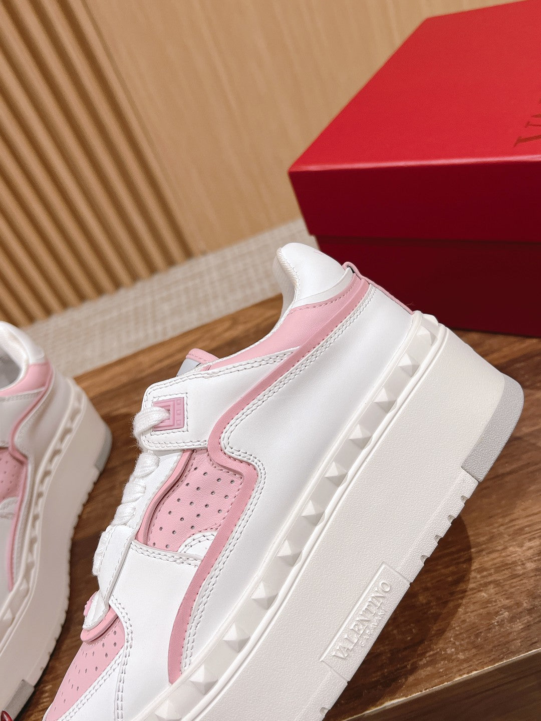 LuxluxHouse Best Quality Valentino Women Shoes