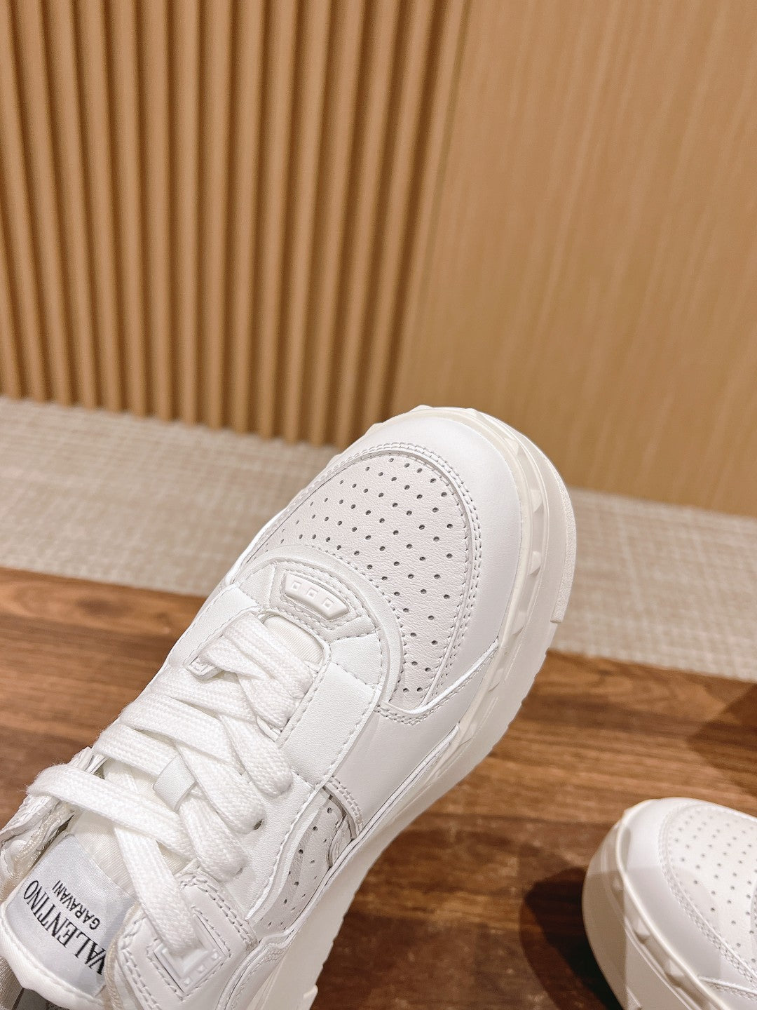 LuxluxHouse Best Quality Valentino Women Shoes