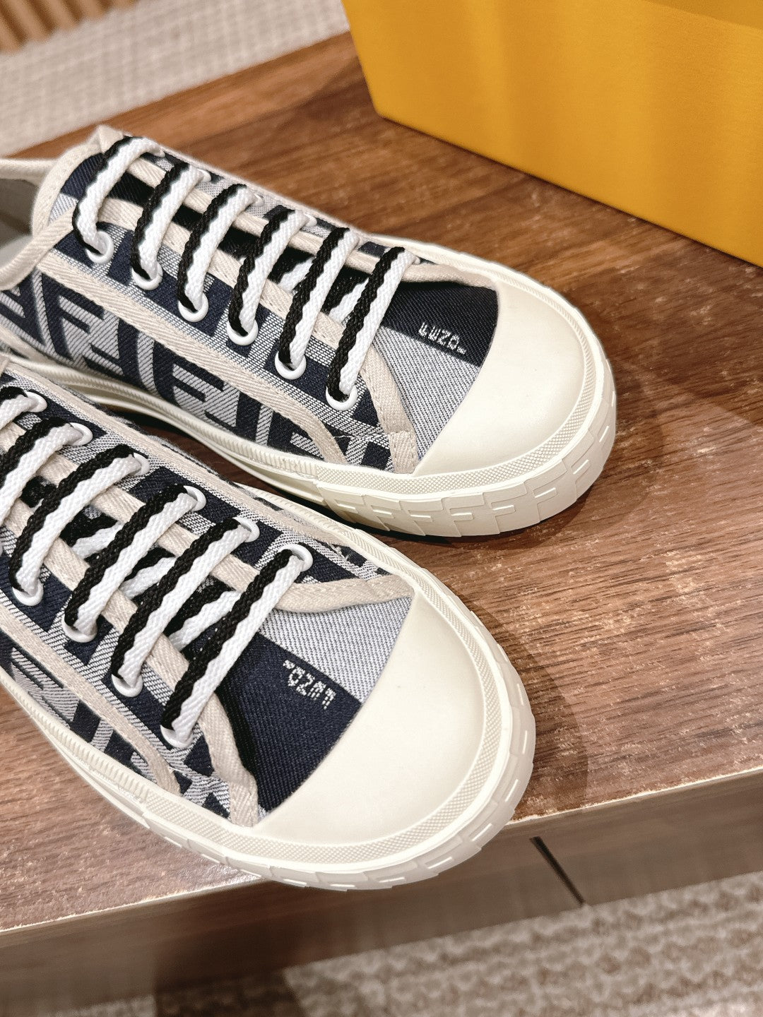 LuxluxHouse Best Quality Fendi Women Shoes