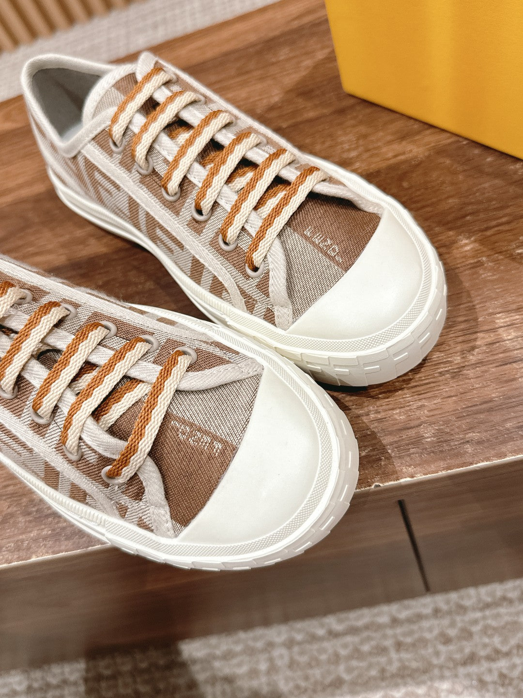 LuxluxHouse Best Quality Fendi Women Shoes
