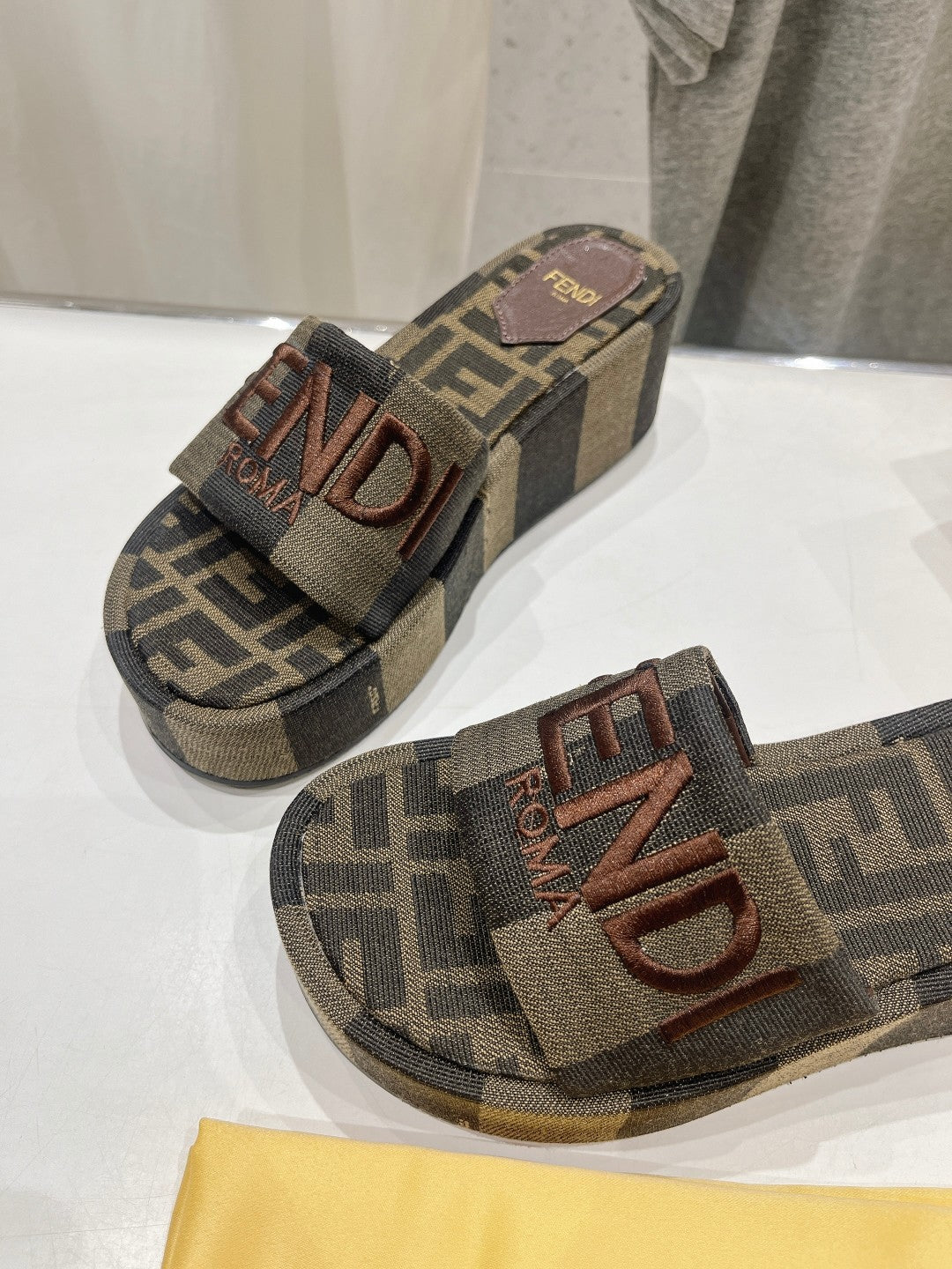 LuxluxHouse Best Quality Fendi Women Shoes