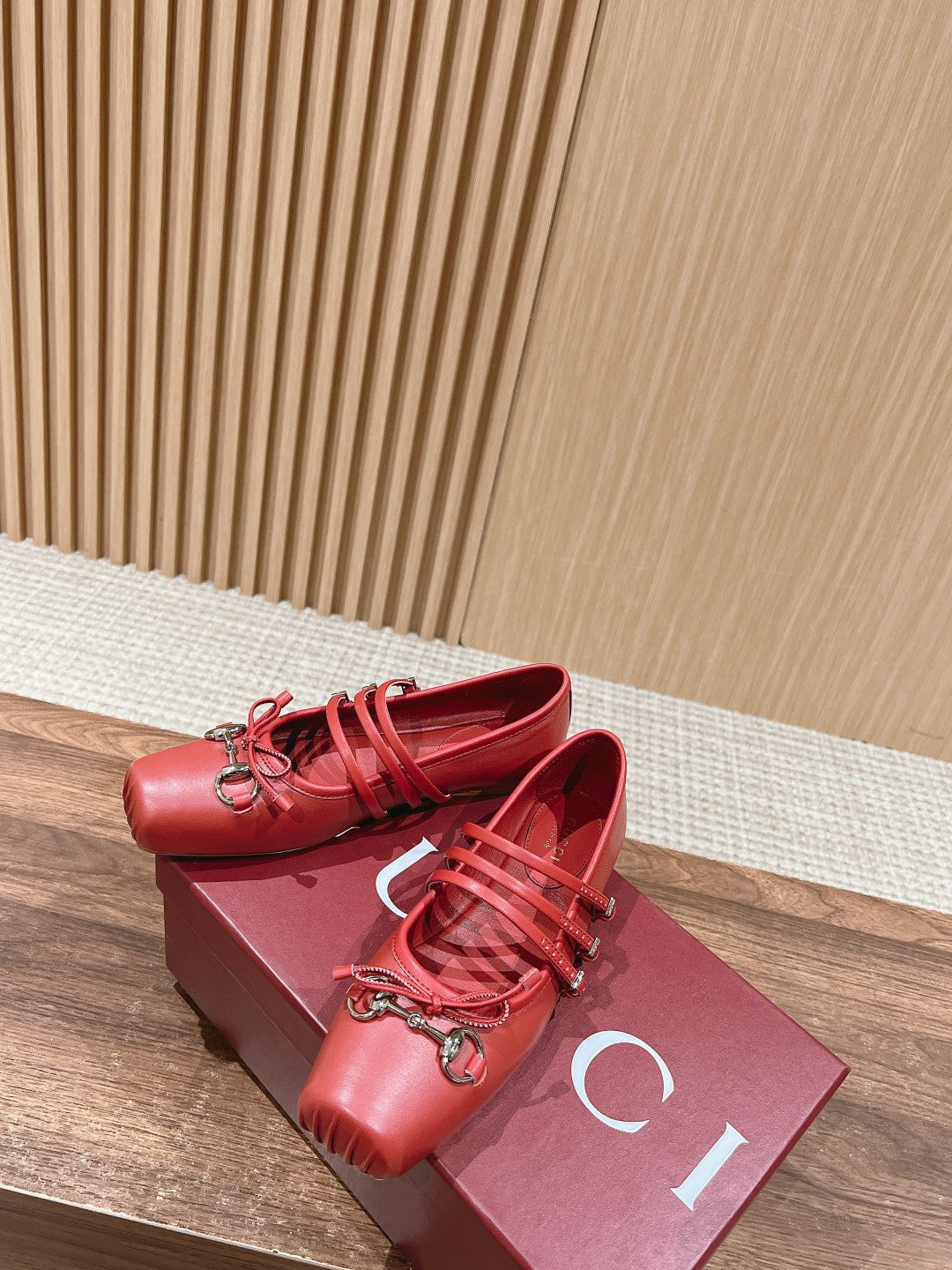 LuxluxHouse Best Quality Gucci Women Shoes