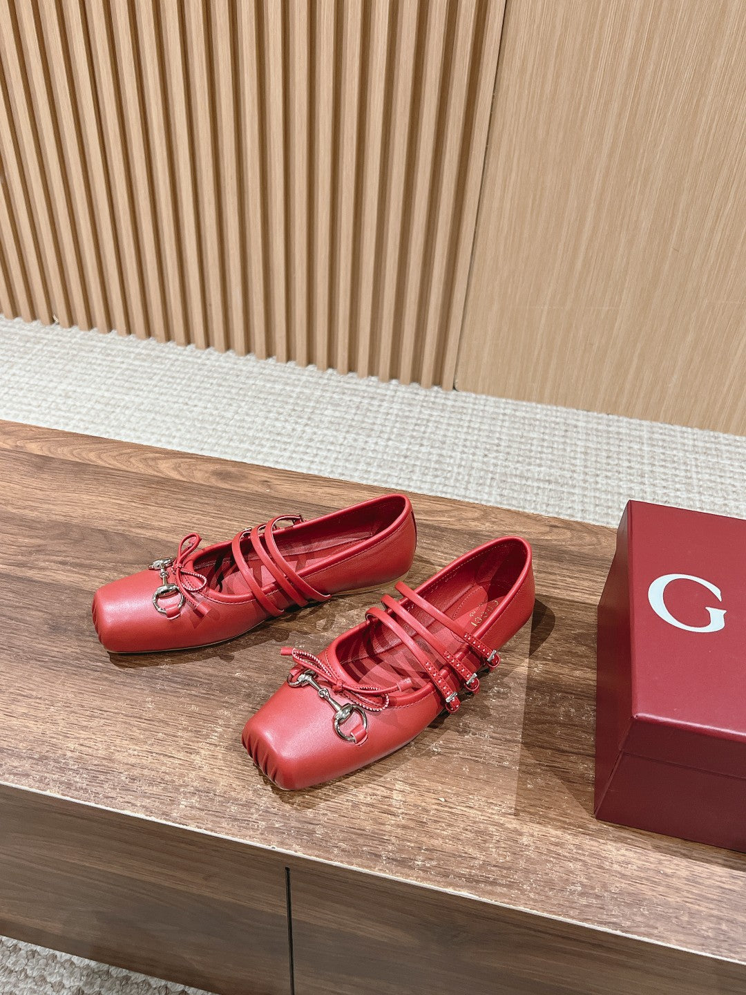 LuxluxHouse Best Quality Gucci Women Shoes